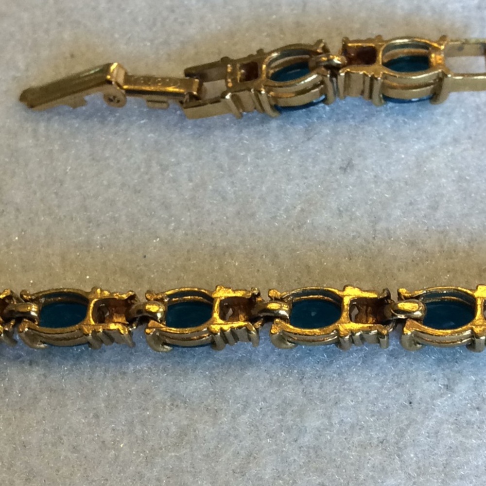 FINAL SALE PRICE Avon Blue Topaz & CZ Tennis Bracelet w/Extension - Picture 5 of 5